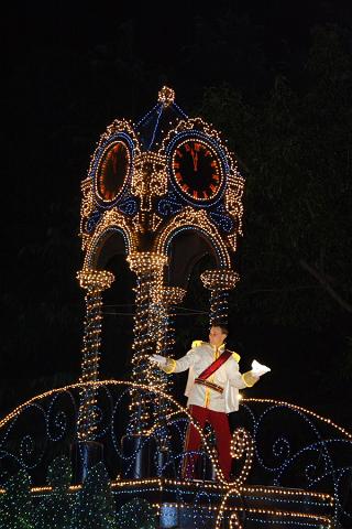エレクトリカルパレードのシンデレラの王子 東京ディズニーランド ディズニーリゾートおでかけ写真集
